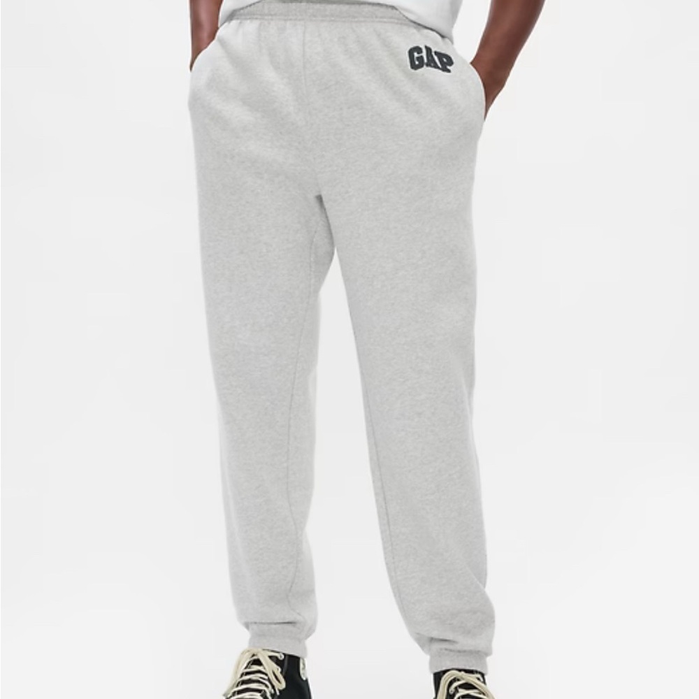 GAP Men's Light Gray Logo Joggers sz sm